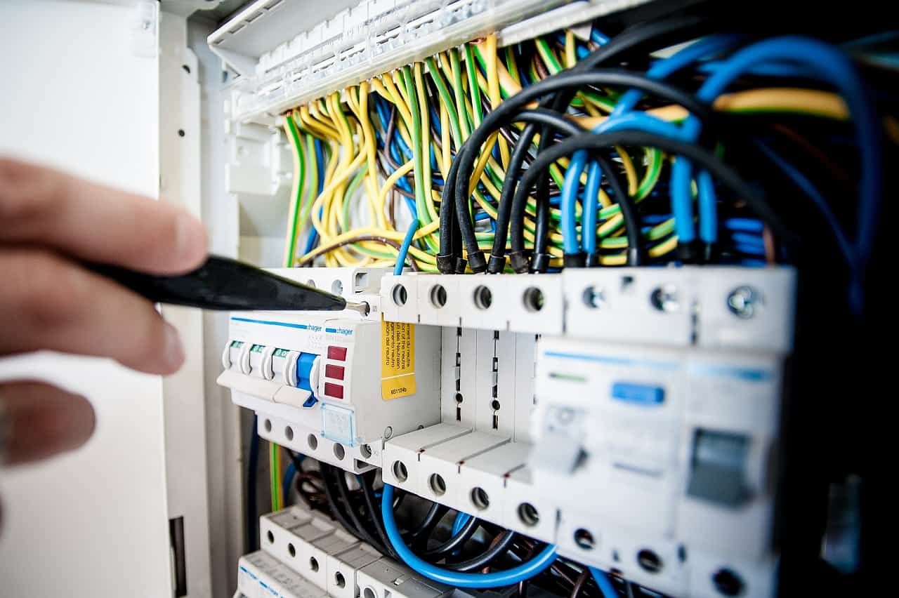 AM Electrical Services