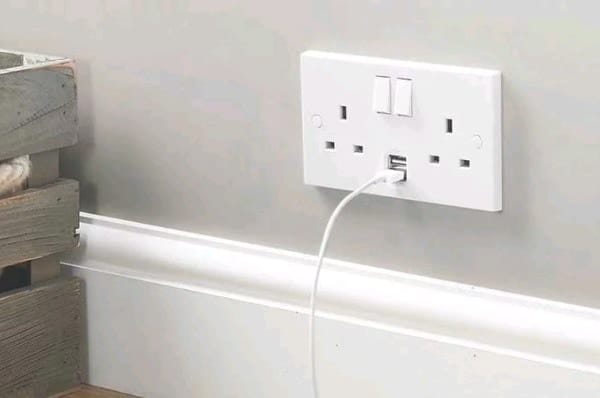 USB Socket Replacement Domestic Electrician Roscommon Galway Athlone